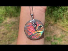 Charger et lire la vidéo dans la visionneuse de la Galerie, Bélière coup de coeur