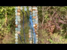 Charger et lire la vidéo dans la visionneuse de la Galerie, Perles en calcite bleue entre 6 et 10mm