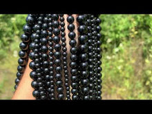 Charger et lire la vidéo dans la visionneuse de la Galerie, Perles en spinelle noir entre 4 et 8mm
