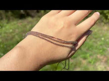 Charger et lire la vidéo dans la visionneuse de la Galerie, Perles en quartz fumé facettées entre 2 et 4mm