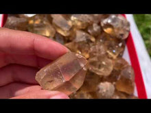 Charger et lire la vidéo dans la visionneuse de la Galerie, Citrine brut 84