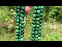 Charger et lire la vidéo dans la visionneuse de la Galerie, Perles en chrysoprase entre 4 et 10mm