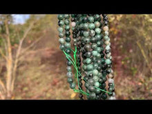 Charger et lire la vidéo dans la visionneuse de la Galerie, Perles en émeraude entre 4 et 6mm
