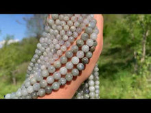 Charger et lire la vidéo dans la visionneuse de la Galerie, Perles en labradorite entre 6 et 8mm LD