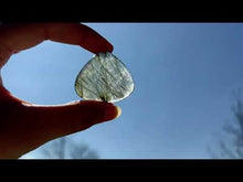 Charger et lire la vidéo dans la visionneuse de la Galerie, Quartz à Actinolite 1