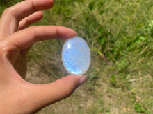 Charger l'image dans la galerie, VENDU Labradorite blanche d'Afrique 32