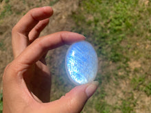 Charger l'image dans la galerie, VENDU Labradorite blanche d'Afrique 32