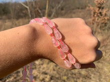 Charger l'image dans la galerie, Perles en quartz rose, forme goutte facettées 8 x 16mm