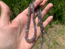 Charger l'image dans la galerie, Perles en labradorite, disque facetté