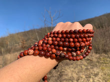 Charger l'image dans la galerie, Perles en jaspe peau de serpent entre 8 et 10mm