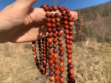 Charger l'image dans la galerie, Perles en jaspe peau de serpent entre 8 et 10mm