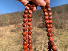 Charger l'image dans la galerie, Perles en jaspe peau de serpent entre 8 et 10mm