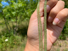 Charger l'image dans la galerie, Perles en péridot entre 2 et 5mm