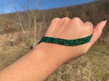 Charger l'image dans la galerie, Perles en malachite facettées entre 2 et 6,5mm