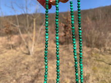 Charger l'image dans la galerie, Perles en malachite facettées entre 2 et 6,5mm