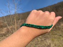 Charger l'image dans la galerie, Perles en malachite facettées entre 2 et 6,5mm