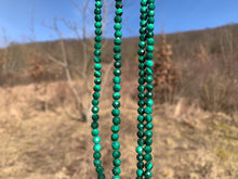Charger l'image dans la galerie, Perles en malachite facettées entre 2 et 6,5mm