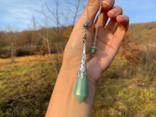 Charger l'image dans la galerie, Pendule en aventurine verte