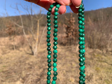 Charger l'image dans la galerie, Perles en malachite facettées entre 2 et 6,5mm