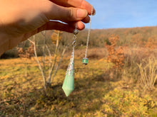 Charger l'image dans la galerie, Pendule en aventurine verte