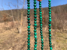 Charger l'image dans la galerie, Perles en malachite facettées entre 2 et 6,5mm