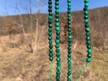 Charger l'image dans la galerie, Perles en malachite facettées entre 2 et 6,5mm
