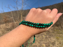 Charger l'image dans la galerie, Perles en malachite facettées entre 2 et 6,5mm