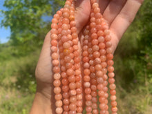 Charger l'image dans la galerie, Perles en calcite orange entre 6 et 8mm