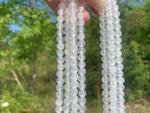 Charger l'image dans la galerie, Perles en calcite translucide entre 4 et 12mm
