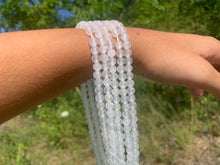 Charger l'image dans la galerie, Perles en calcite translucide entre 4 et 12mm