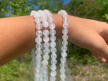 Charger l'image dans la galerie, Perles en calcite translucide entre 4 et 12mm