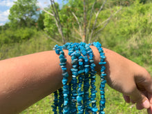 Charger l'image dans la galerie, Perles en apatite, forme chips