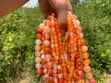 Charger l'image dans la galerie, Perles en agate mélangée avec des cornalines entre 4 et 14mm
