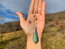 Charger l'image dans la galerie, Pendule en aventurine verte