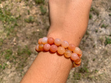 Charger l'image dans la galerie, Perles en agate mélangée avec des cornalines entre 4 et 14mm