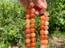 Charger l'image dans la galerie, Perles en agate mélangée avec des cornalines entre 4 et 14mm