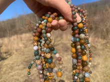 Charger l'image dans la galerie, Perles en jaspe océan entre 4 et 10mm