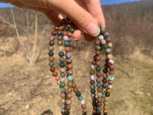 Charger l'image dans la galerie, Perles en jaspe océan entre 4 et 10mm