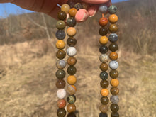 Charger l'image dans la galerie, Perles en jaspe océan entre 4 et 10mm