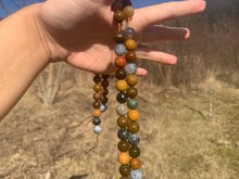 Charger l'image dans la galerie, Perles en jaspe océan entre 4 et 10mm