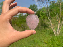 Charger l'image dans la galerie, VENDU Quartz rose 24