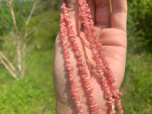 Charger l'image dans la galerie, Perles en rhodochrosite, forme chips