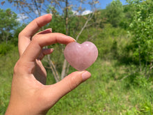 Charger l'image dans la galerie, Coeurs en quartz rose