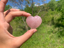 Charger l'image dans la galerie, Coeurs en quartz rose