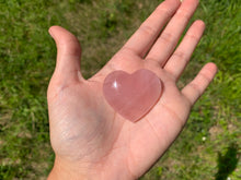 Charger l'image dans la galerie, Coeurs en quartz rose
