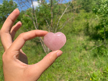 Charger l'image dans la galerie, Coeurs en quartz rose