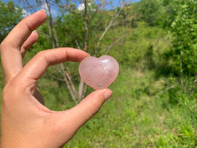 Charger l'image dans la galerie, Coeurs en quartz rose