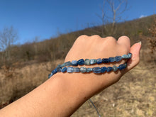 Charger l'image dans la galerie, Perles en cyanite