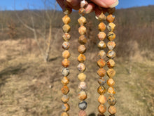 Charger l'image dans la galerie, Perles en agate crazy lace, forme diamant, entre 6 et 10mm