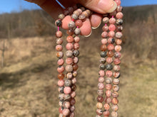 Charger l'image dans la galerie, Perles en rhodochrosite entre 6 et 10mm